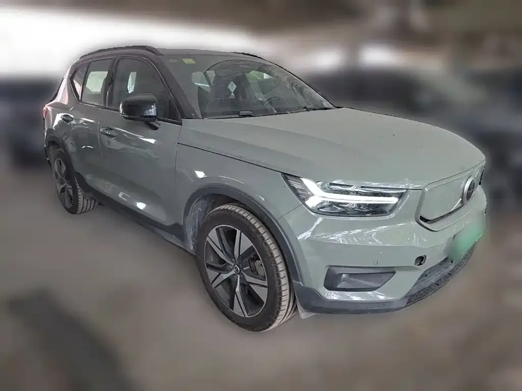 Volvo XC40 NEV — фото 8