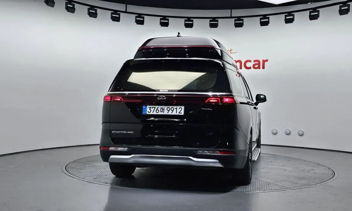 Kia Carnival 2021 из KR, фото 2