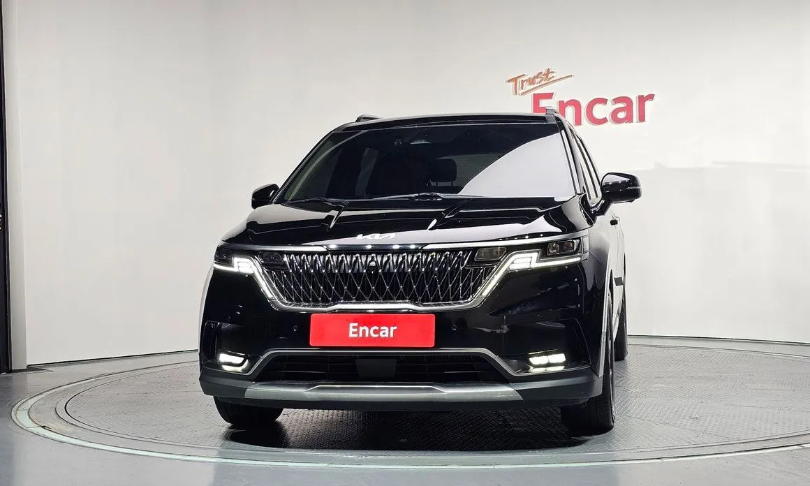 Kia Carnival — фото 10