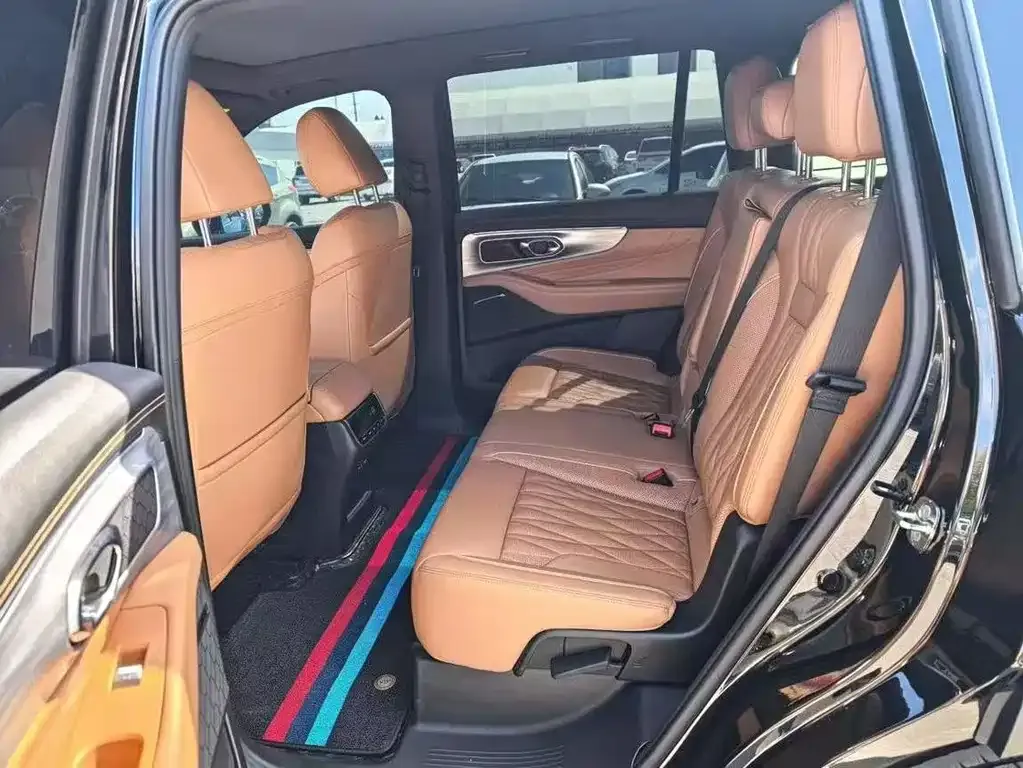 GAC Motor Trumpchi GS8 — фото 4