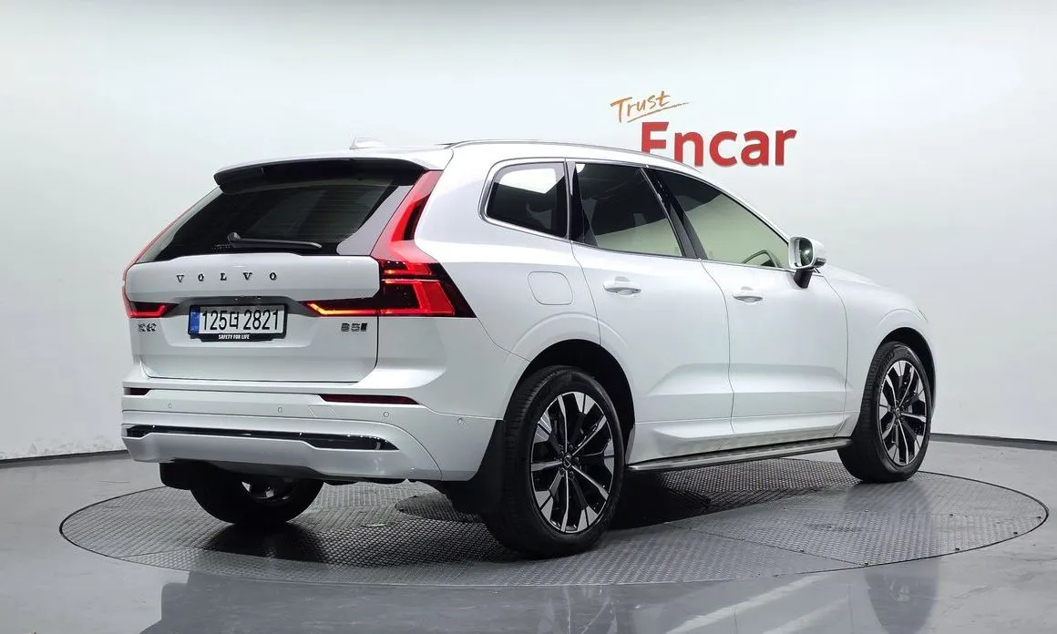 Volvo XC60 2026 из KR, фото 3