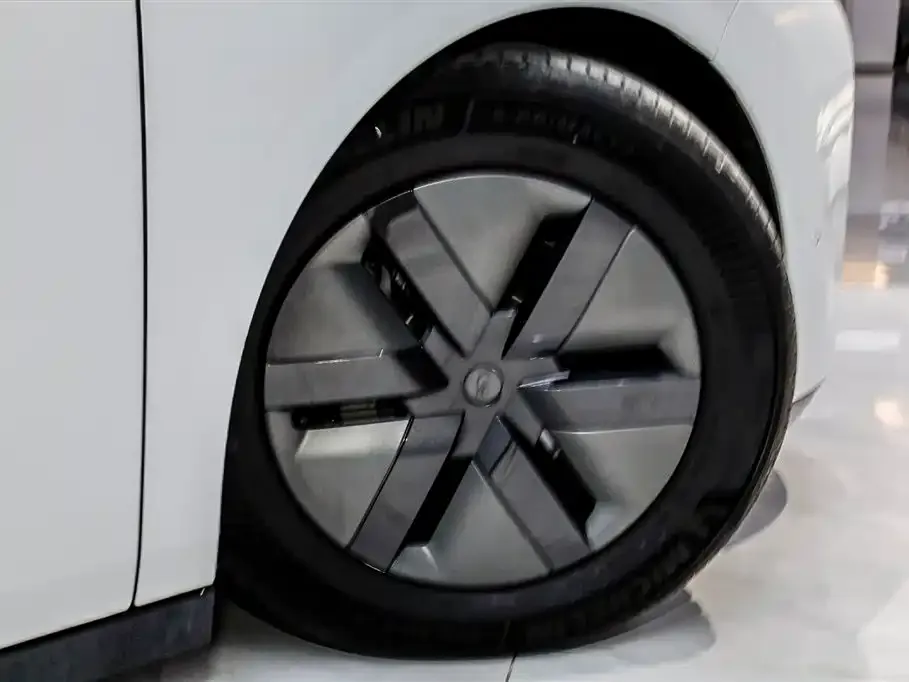 Li Auto MEGA 2024 из CN, фото 3