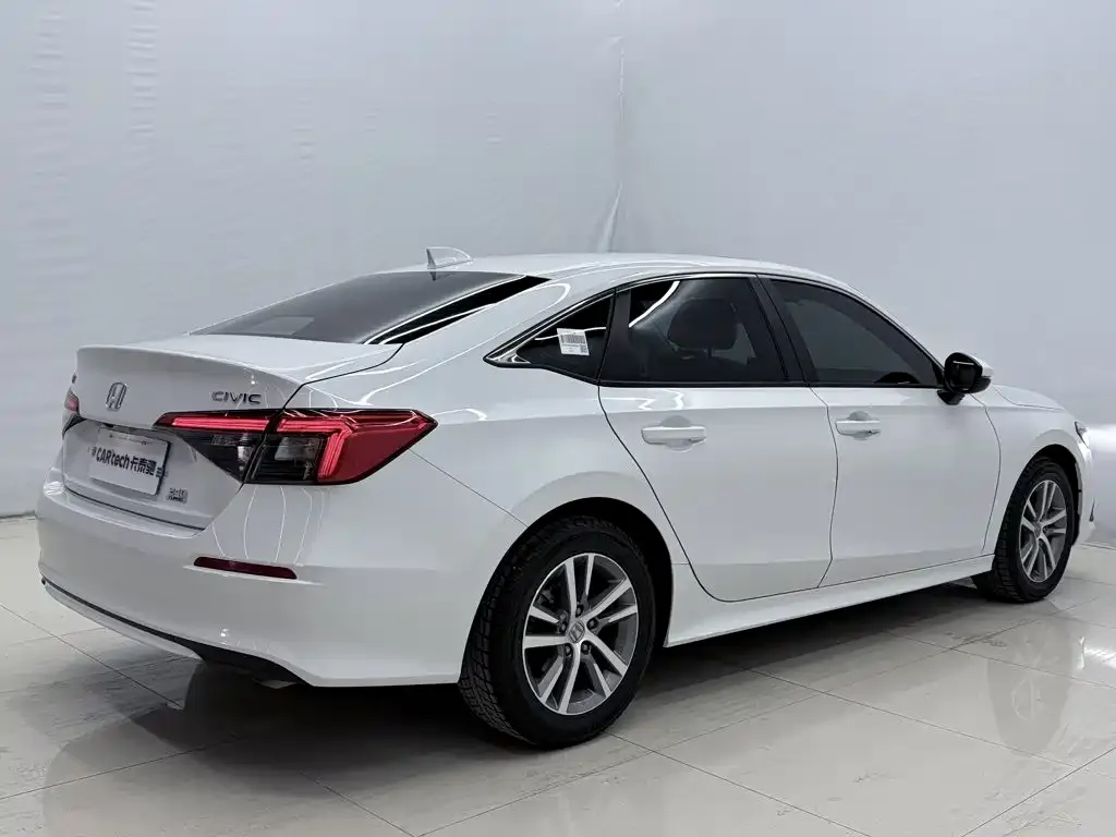 Honda Civic — фото 6
