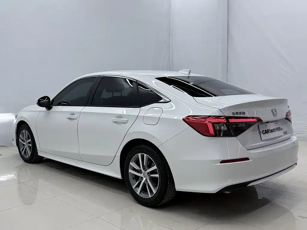 Honda Civic — фото 2