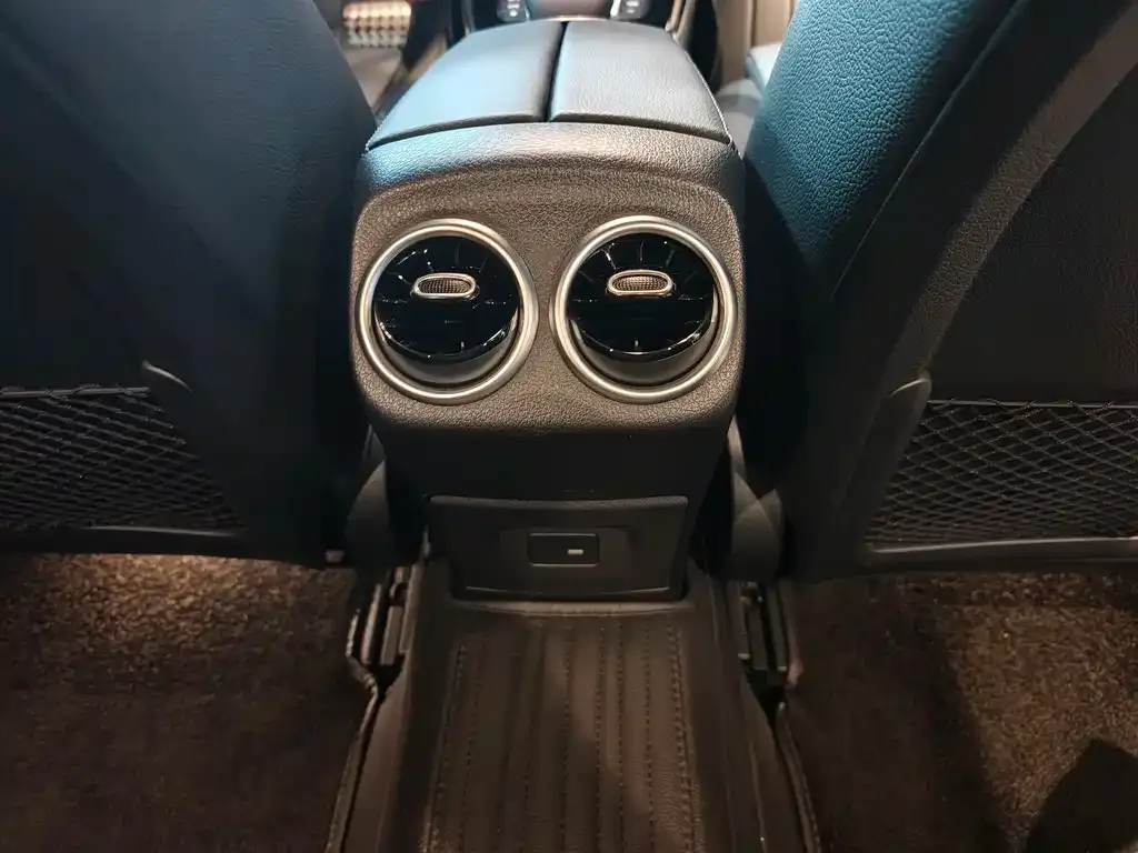 Mercedes-Benz A-Class AMG 2023 из CN, фото 3