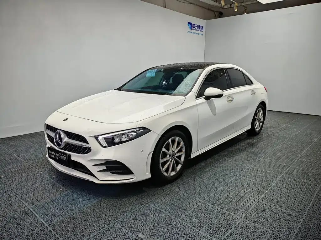 Mercedes-Benz A-Class — фото 1