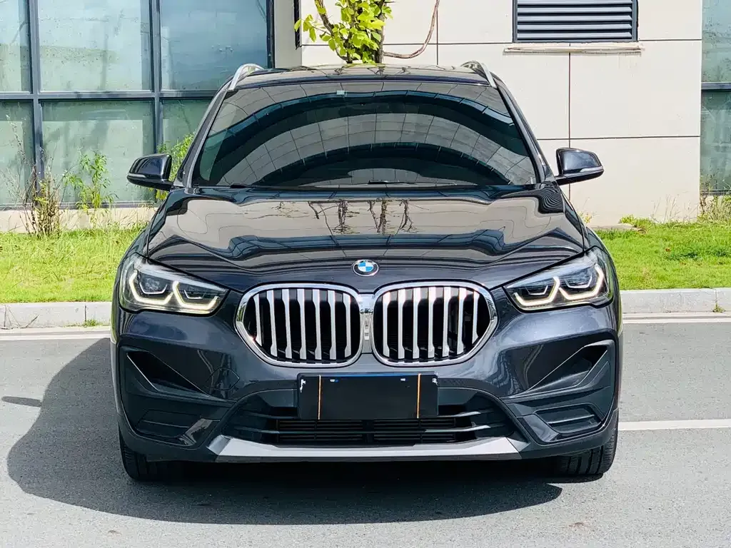 BMW X1 — фото 4