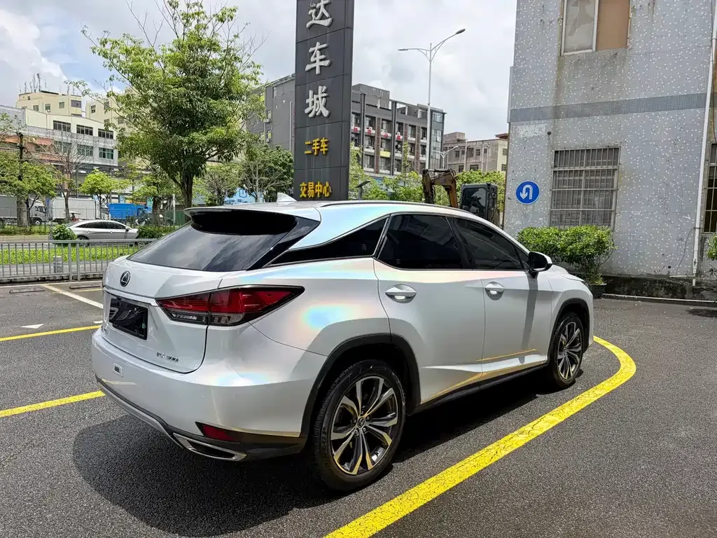 Lexus RX — фото 10