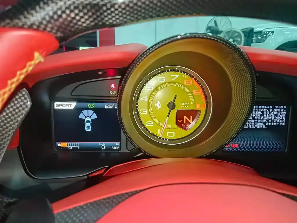 Ferrari F8 — фото 9