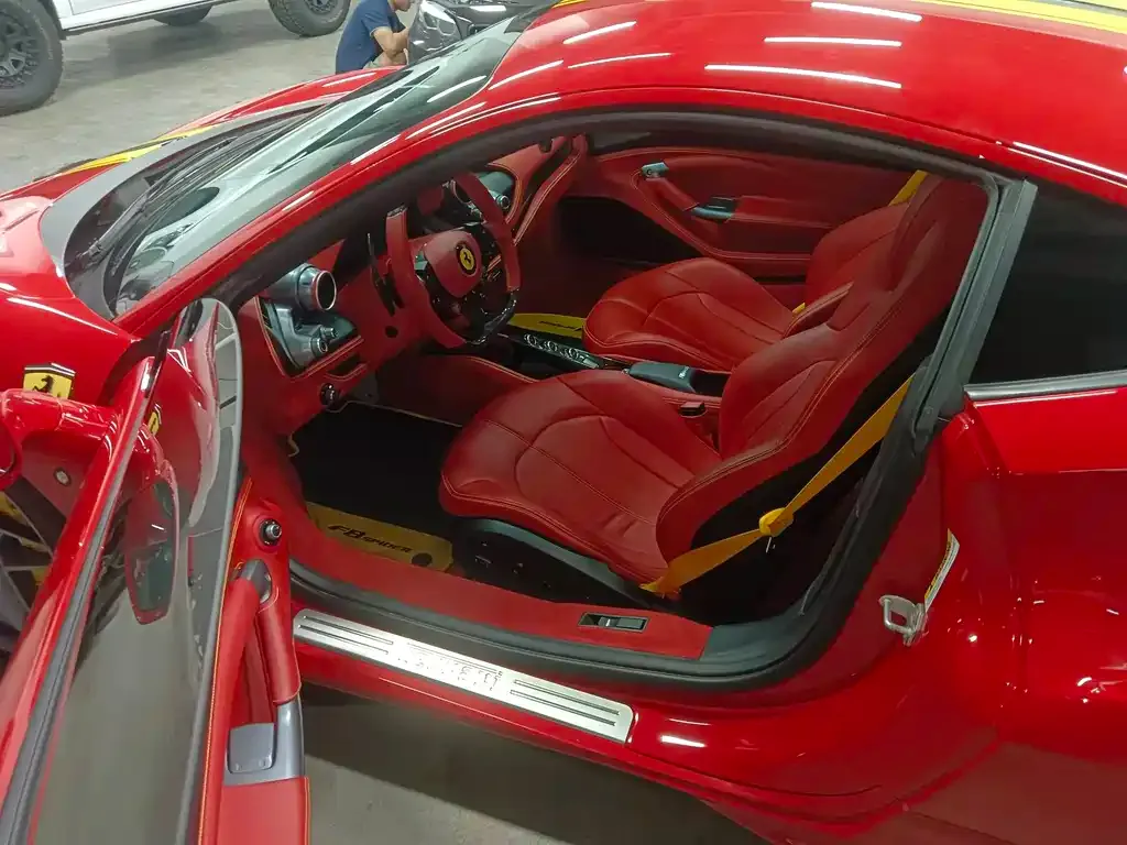 Ferrari F8 — фото 2