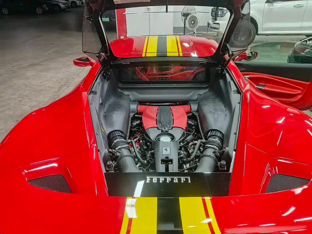 Ferrari F8 — фото 3
