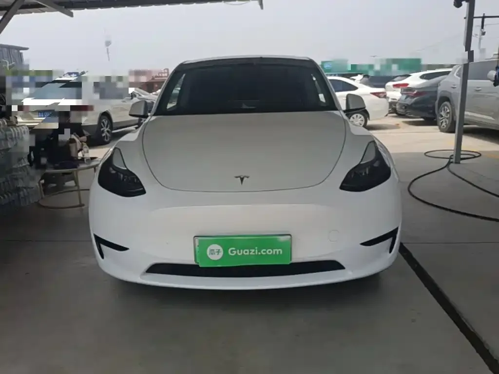 Tesla Model Y — фото 4