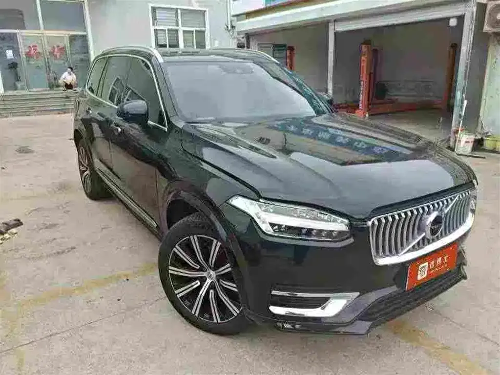 Volvo XC90 — фото 6