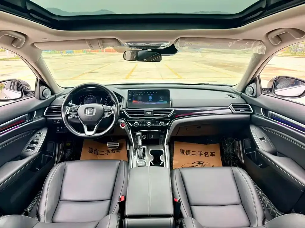 Honda Accord — фото 6