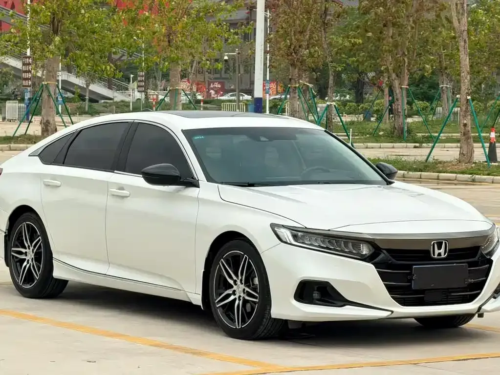 Honda Accord — фото 4