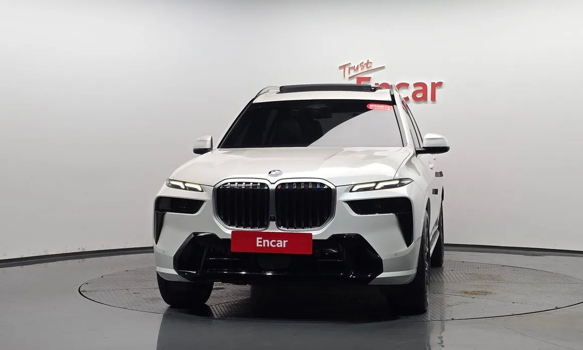 BMW X7 — фото 2