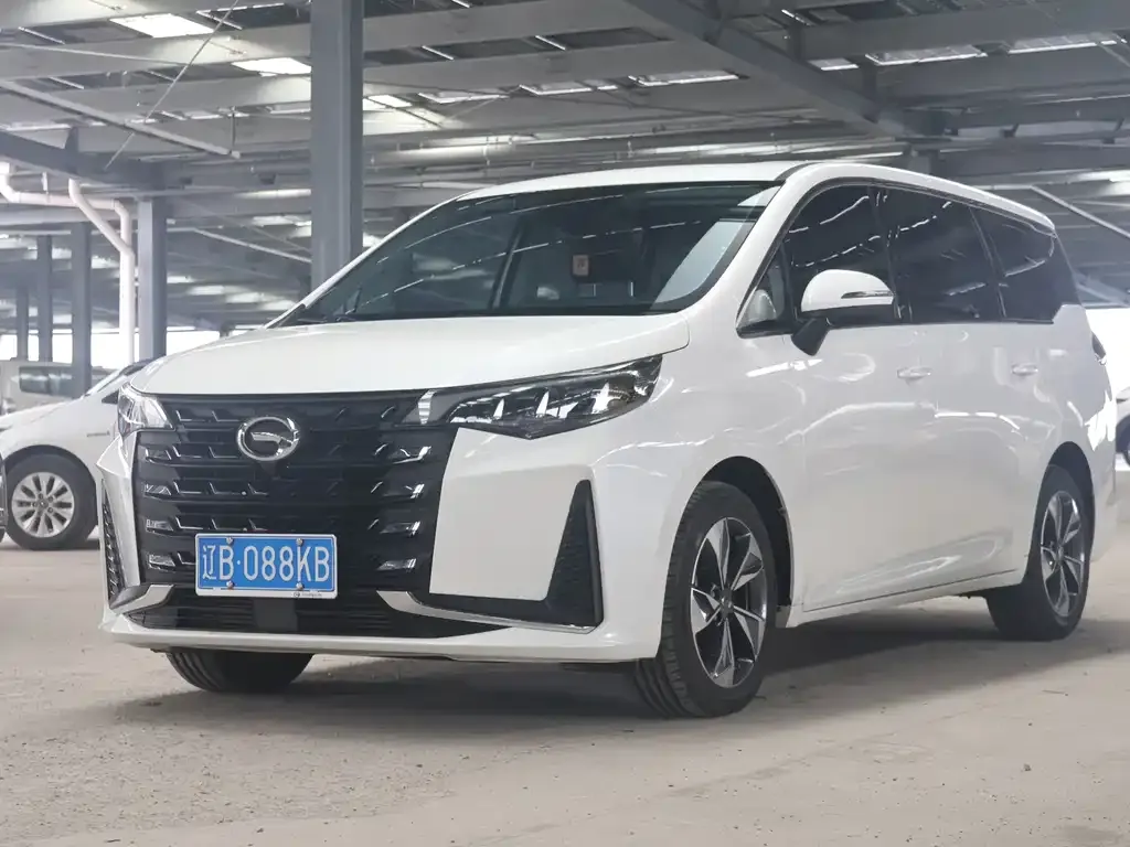 GAC Motor Trumpchi M6 — фото 1