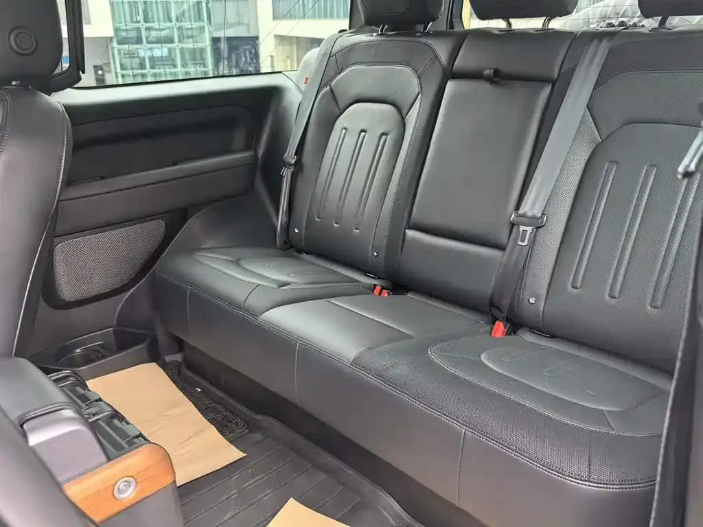 Land Rover Defender 2022 из CN, фото 3