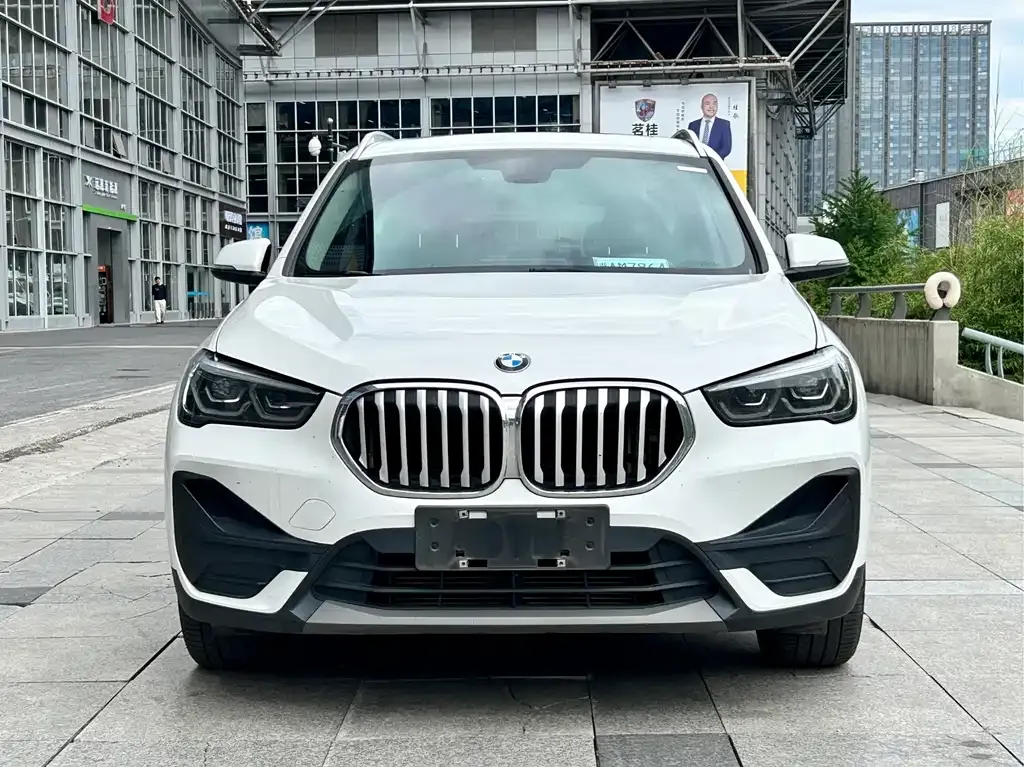 BMW X1 — фото 6