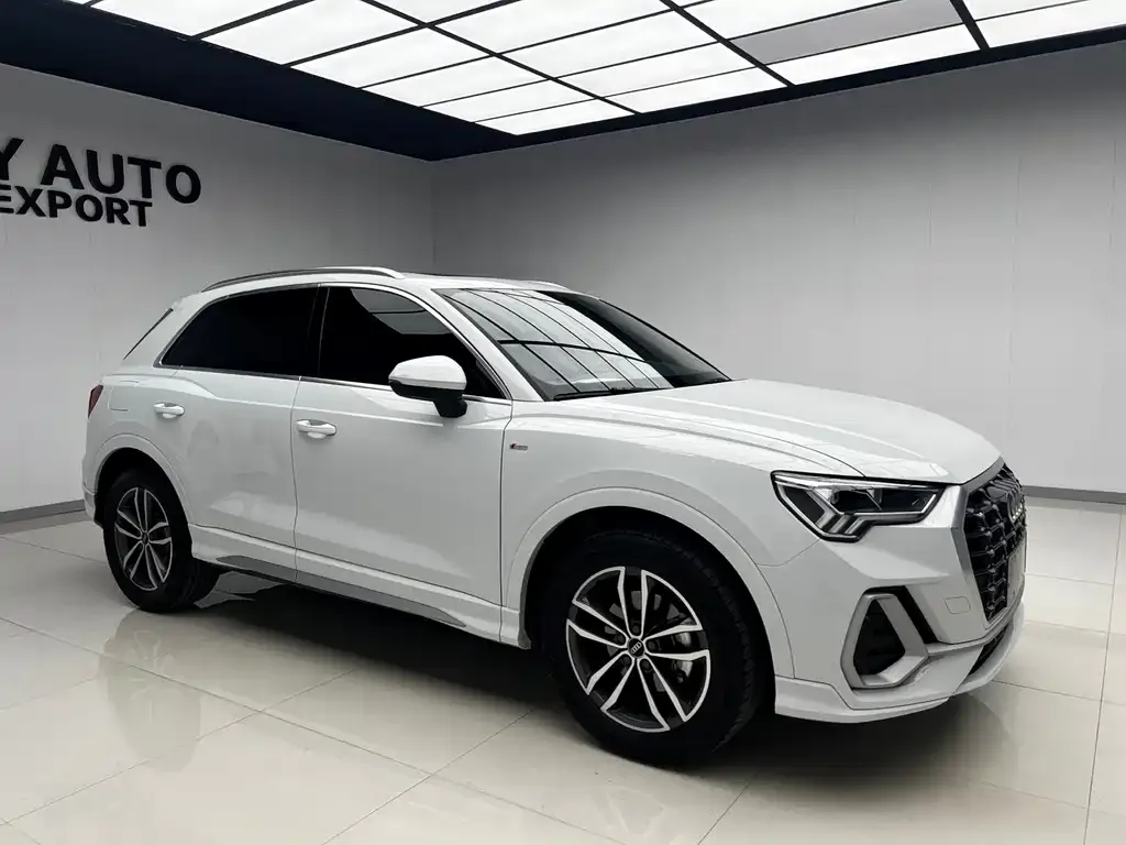 Audi Q3 — фото 6