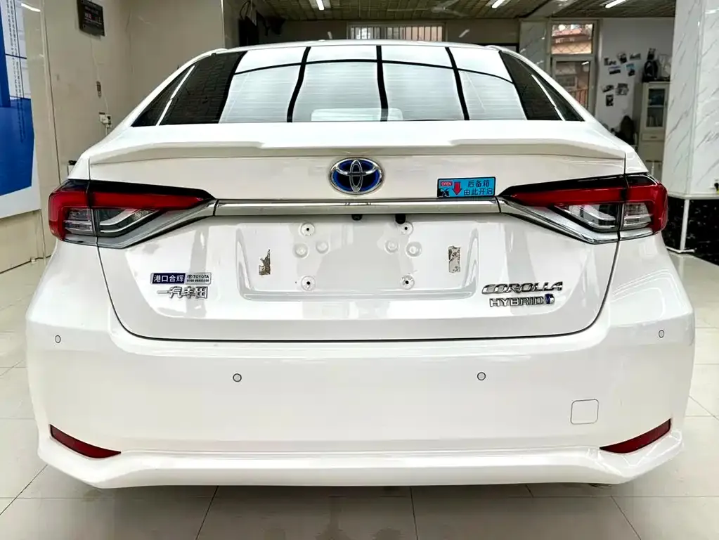 Toyota Corolla — фото 3