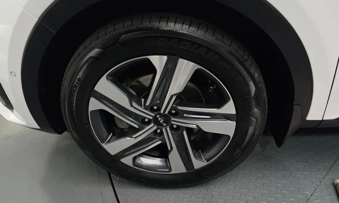 Kia Sorento — фото 5