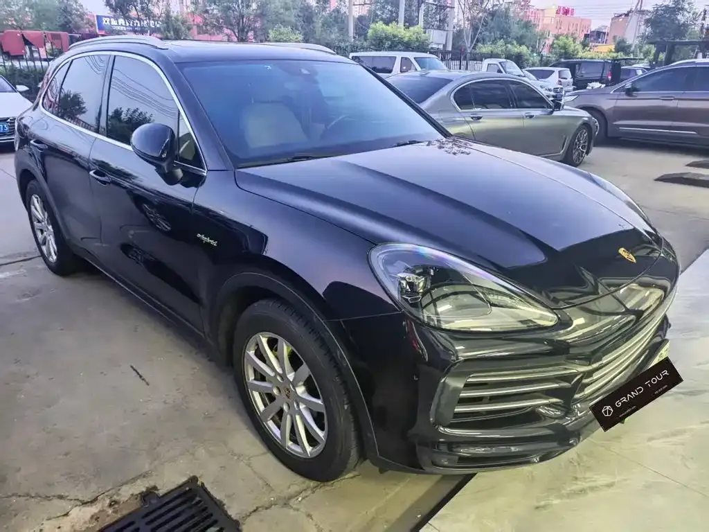 Porsche Cayenne Hybrid — фото 4