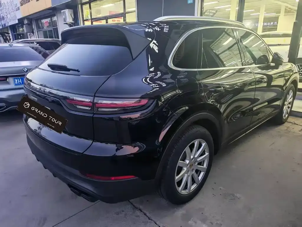 Porsche Cayenne Hybrid — фото 8