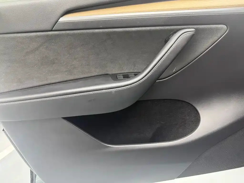 Tesla Model Y 2022 из CN, фото 10