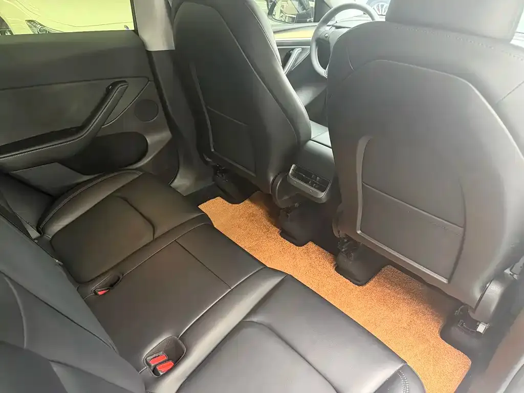 Tesla Model Y 2022 из CN, фото 2