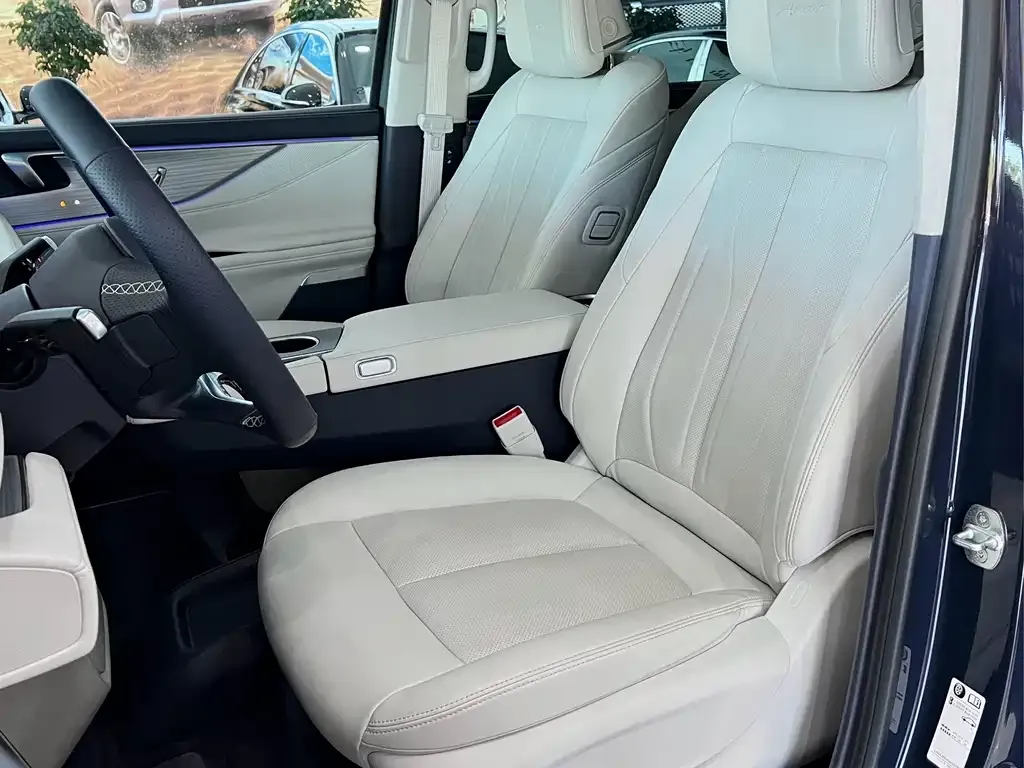Buick GL8 Hybrid — фото 6