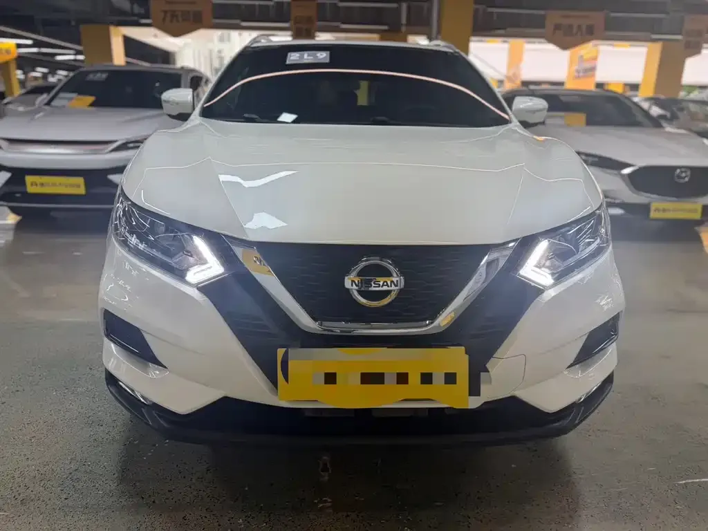 Nissan Qashqai — фото 9