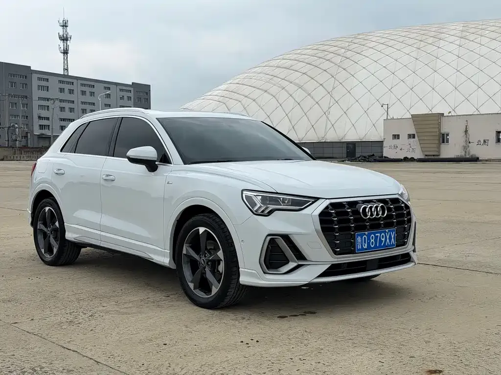 Audi Q3 — фото 3