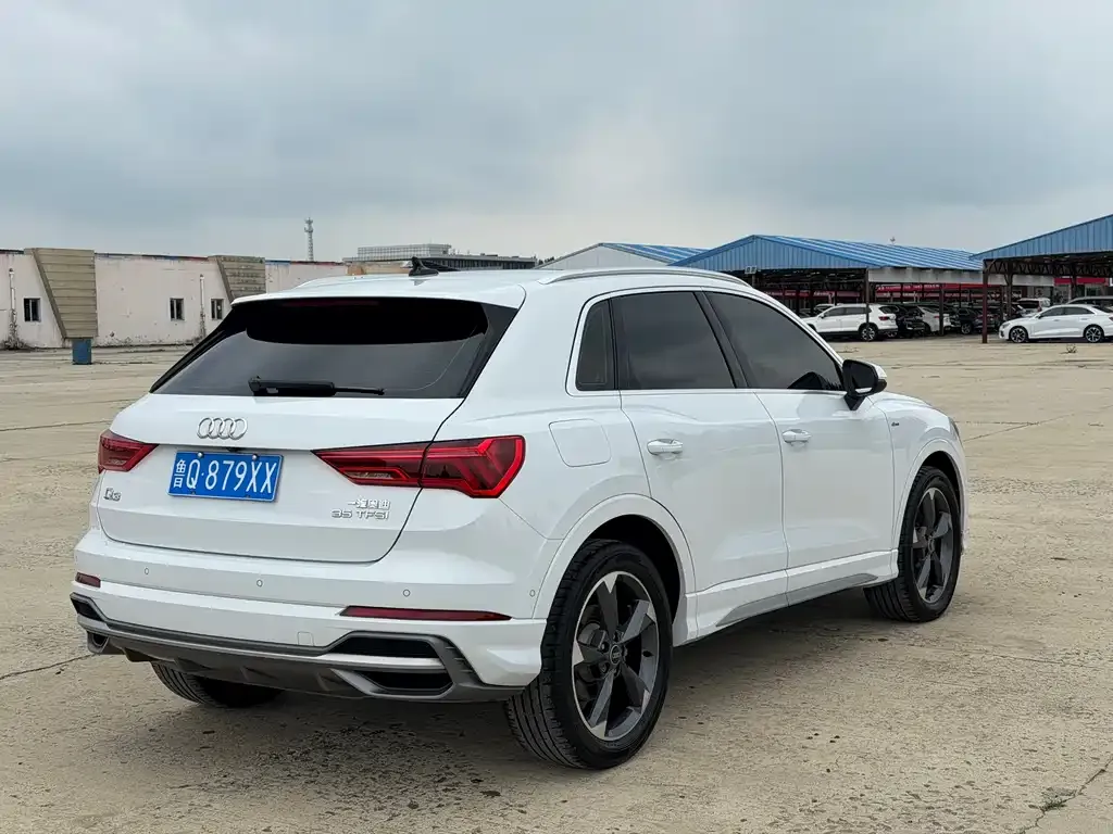 Audi Q3 — фото 5