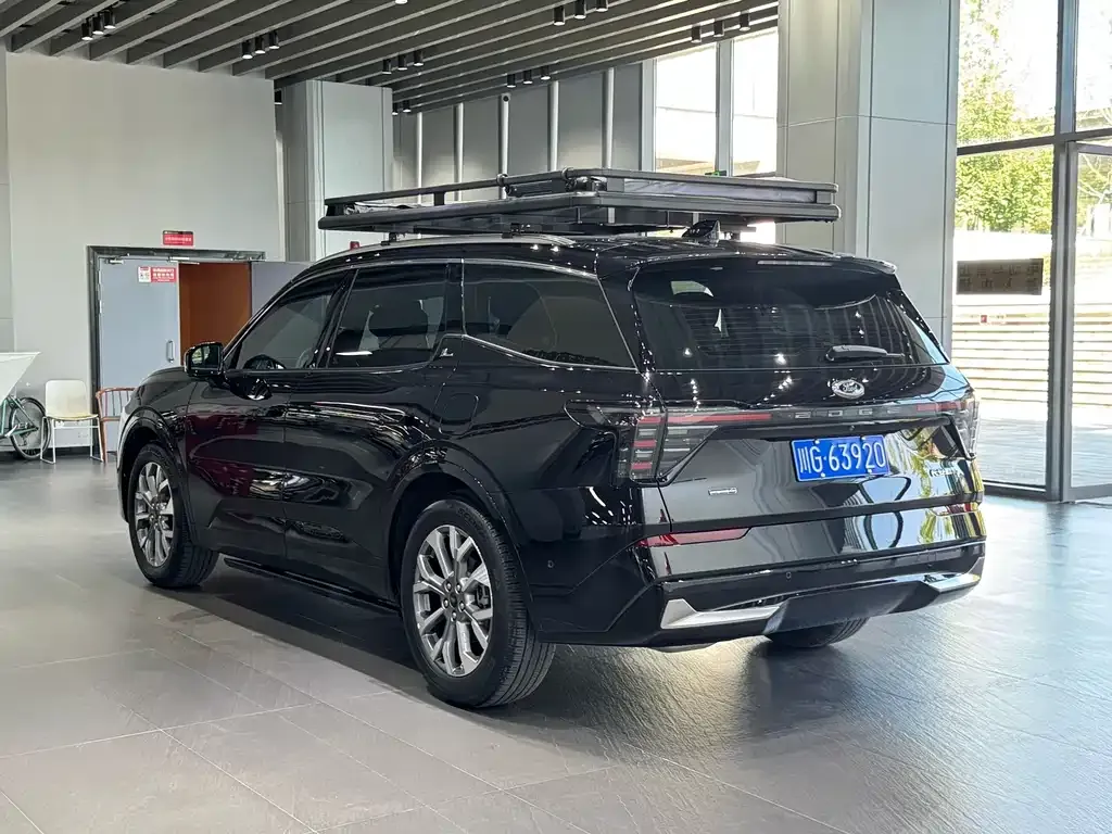 Ford Edge — фото 10