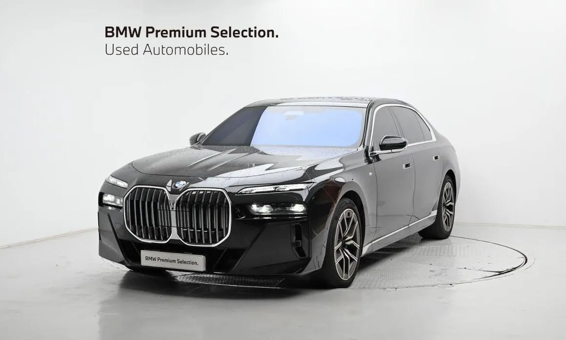 BMW 7-Series