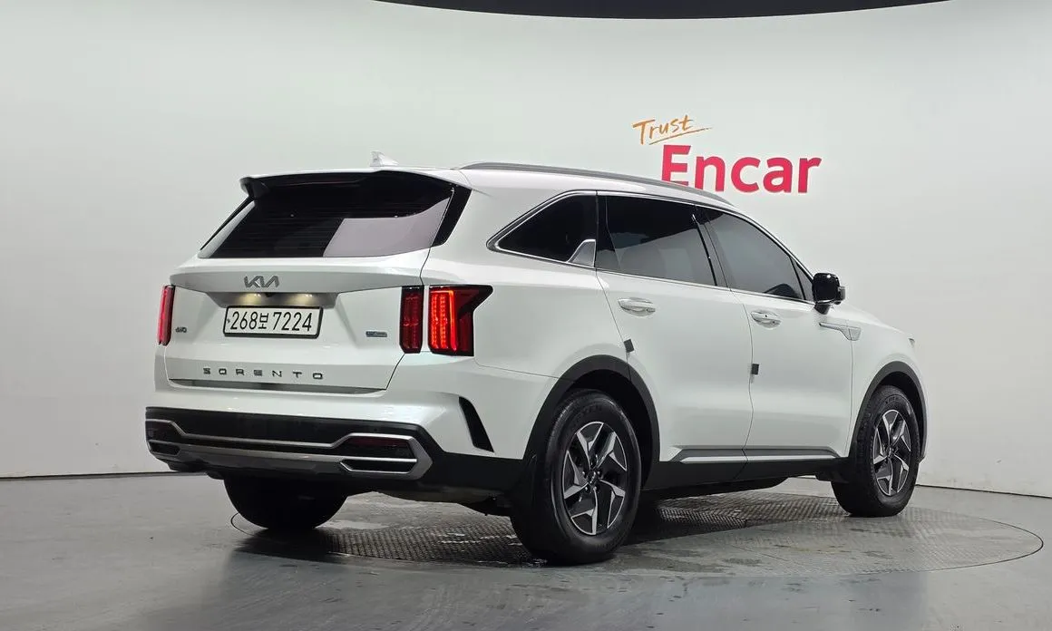 Kia Sorento — фото 4