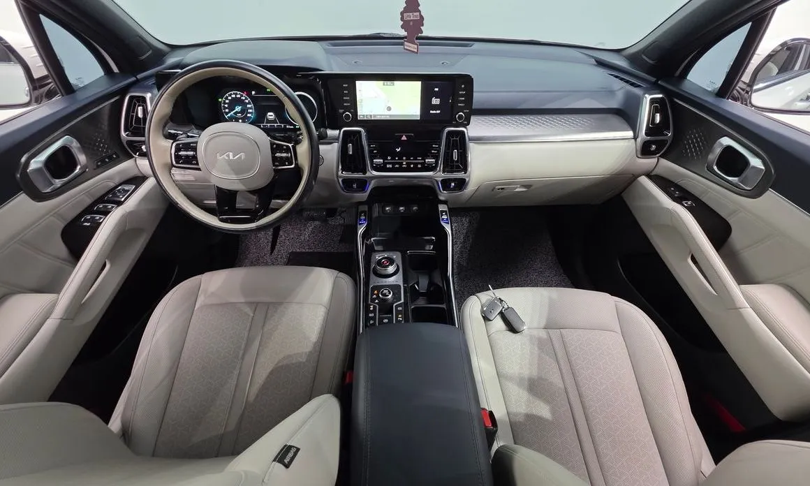 Kia Sorento — фото 10