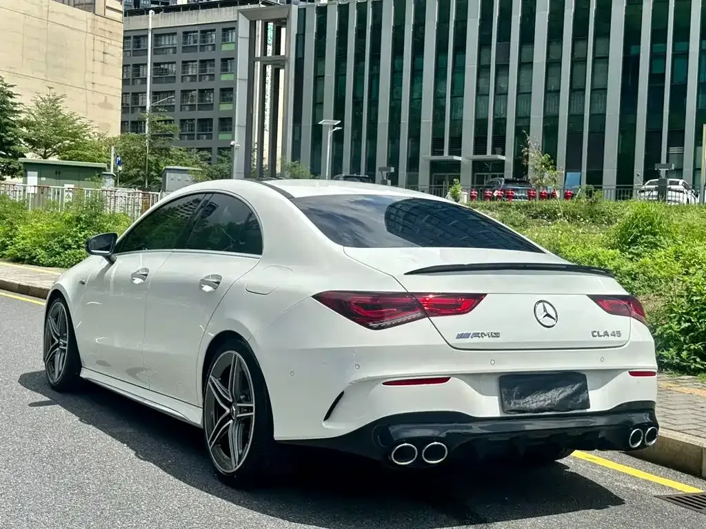 Mercedes-Benz CLA AMG — фото 4
