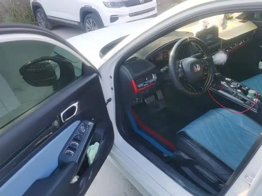 Honda Civic — фото 7