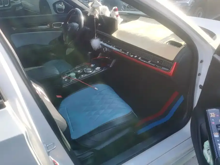 Honda Civic — фото 8