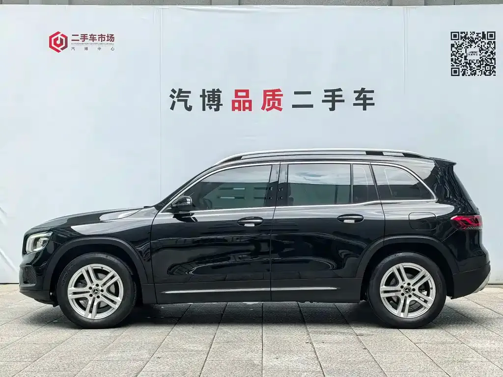 Mercedes-Benz GLB — фото 2