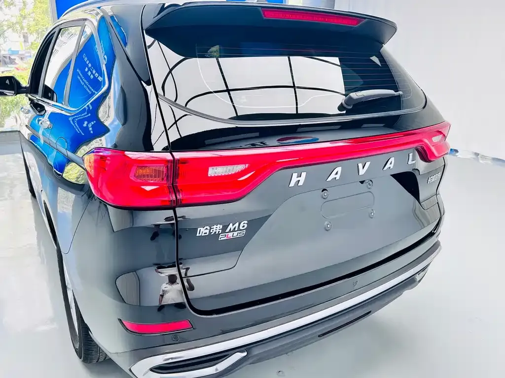 Haval M6 — фото 10