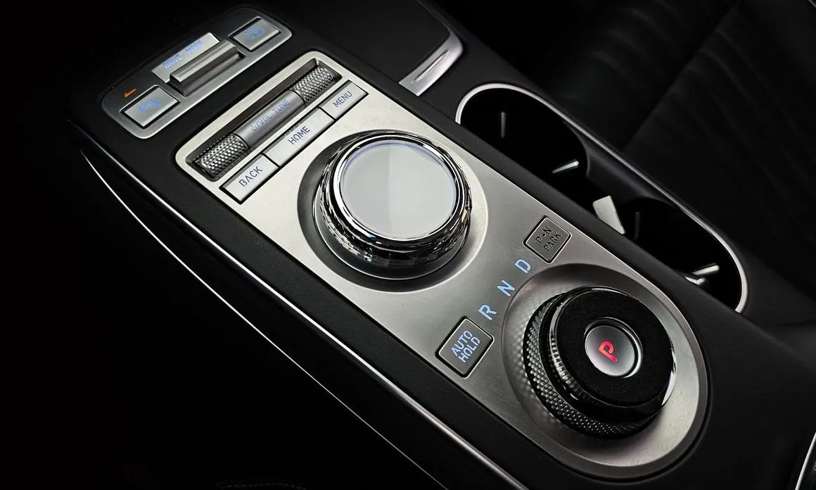 Genesis GV70 — фото 4