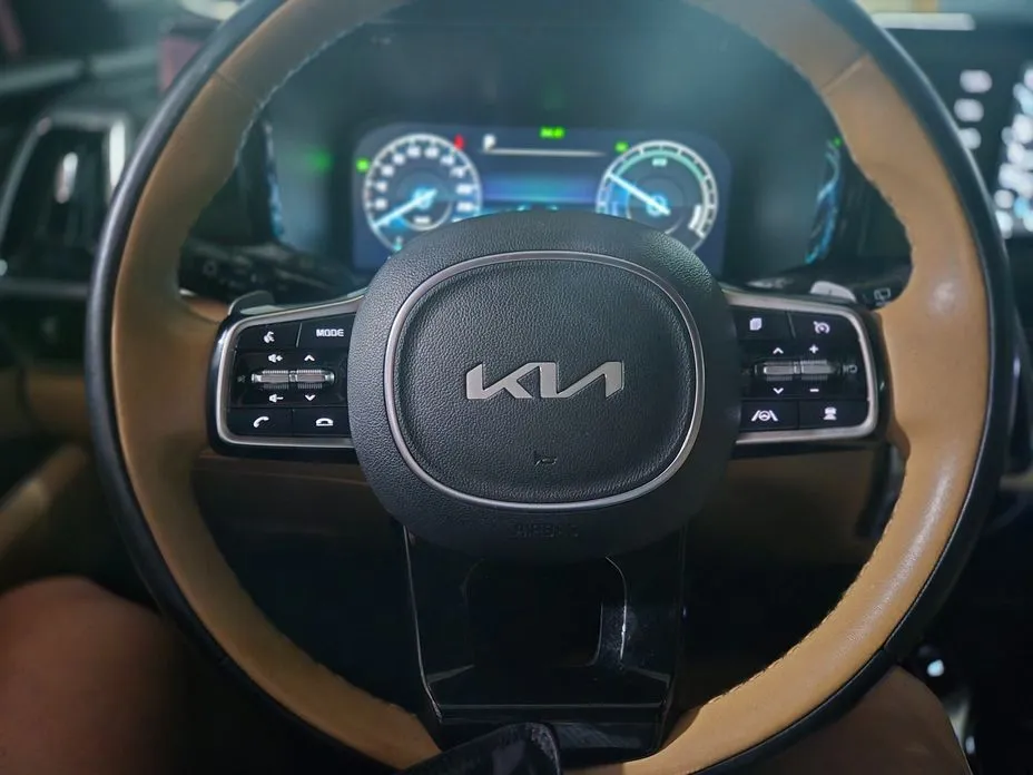 Kia Sorento — фото 4
