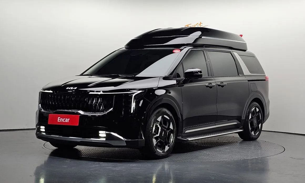 Kia Carnival — фото 1