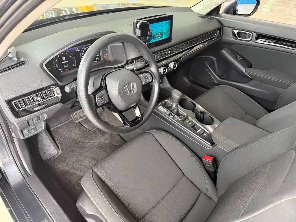Honda Civic — фото 5