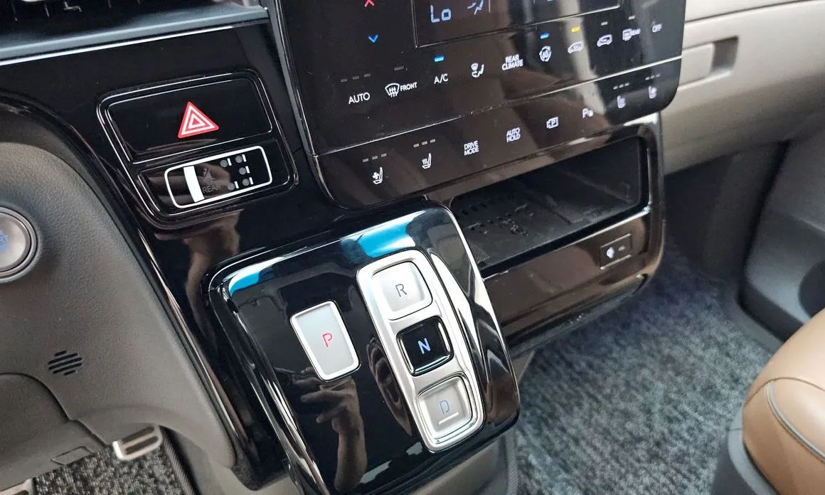 Hyundai Staria — фото 9