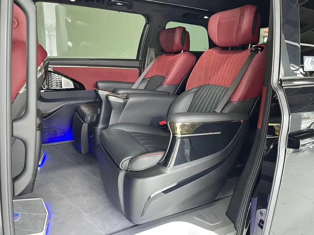 GAC Motor Trumpchi M8 — фото 9