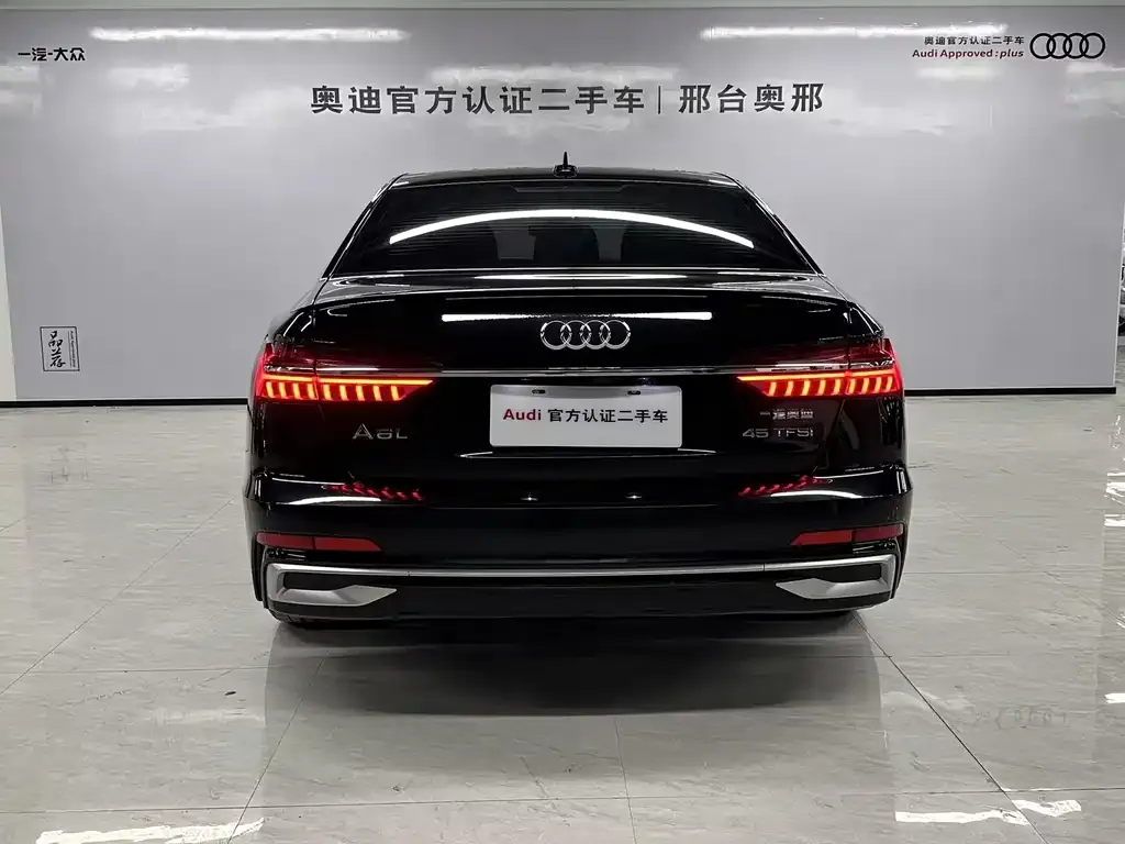 Audi A6L — фото 2